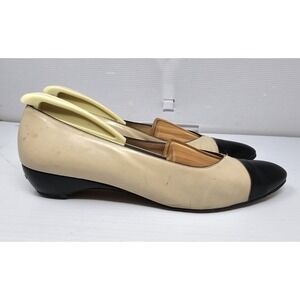 Salvatore Ferragamo Heels  Women‎ US 5W Beige Black Toe Patent Leather Low Wedge